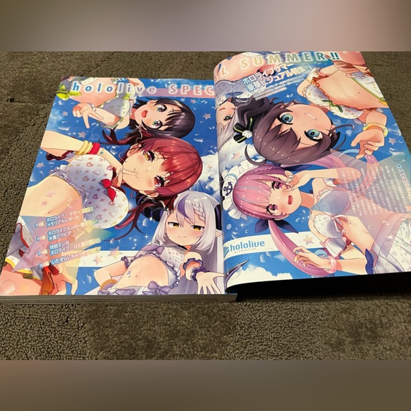 Comptiq Magazine October 2022 Hololive VTuber Virtual YouTuber Japan Exclusive - Picture 6 of 16